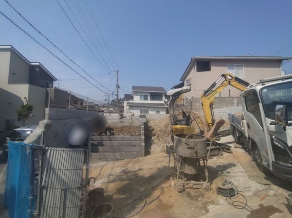 生駒市俵口町　新築一戸建て　2号棟