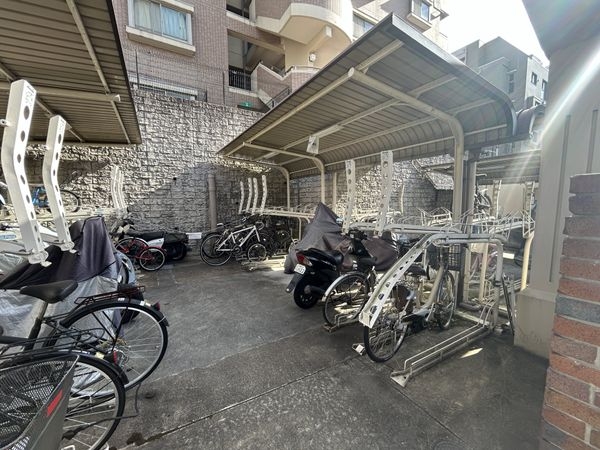 カレンドスクエア東生駒ヒルトップ　中古マンション