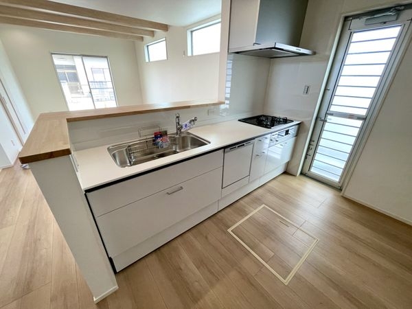 天理市田町新築一戸建て2号棟