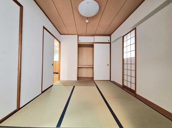ローレルスクエア登美ヶ丘第1期6番館　中古マンション
