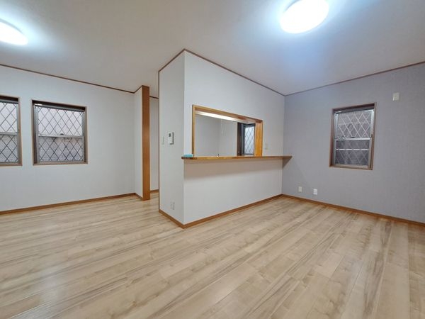 大和高田市大東町　中古一戸建て