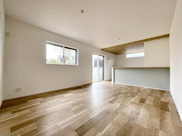 奈良市五条３丁目　新築一戸建て　第６　１号棟