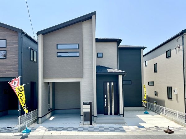 天理市前栽町　新築一戸建て　１期　５号棟