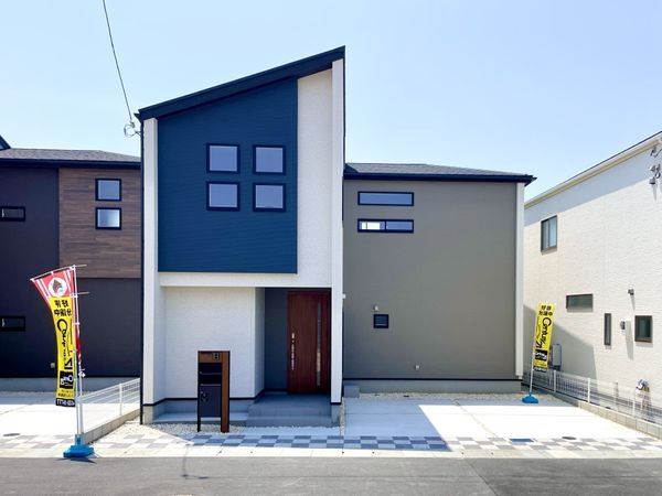天理市前栽町　新築一戸建て　１期　３号棟