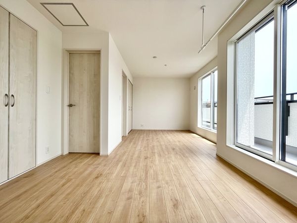 天理市前栽町　新築一戸建て　１期　３号棟