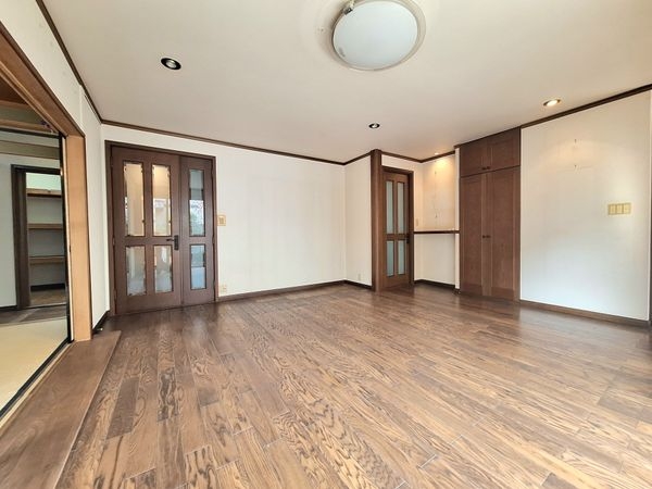 奈良市学園大和町３丁目の中古一戸建て
