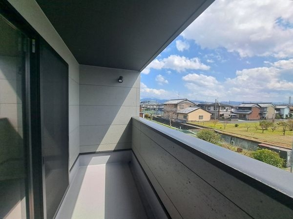 大和高田市東雲町　新築一戸建て