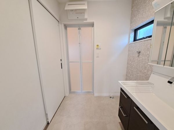 大和高田市東雲町　新築一戸建て