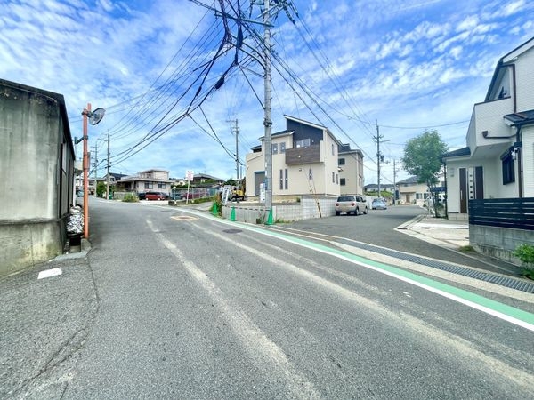 奈良市平松５丁目　新築一戸建て　3号棟