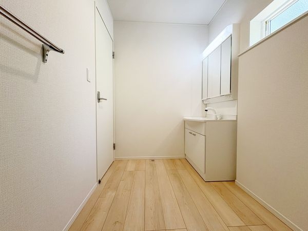 大和郡山市箕山町　新築一戸建て　１期　第２　４号棟