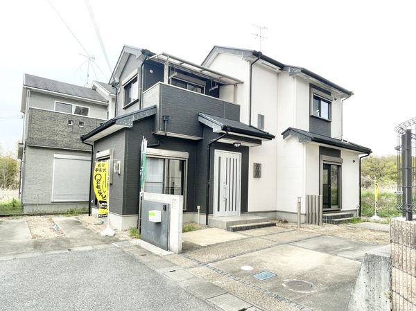 天理市櫟本町　中古一戸建て