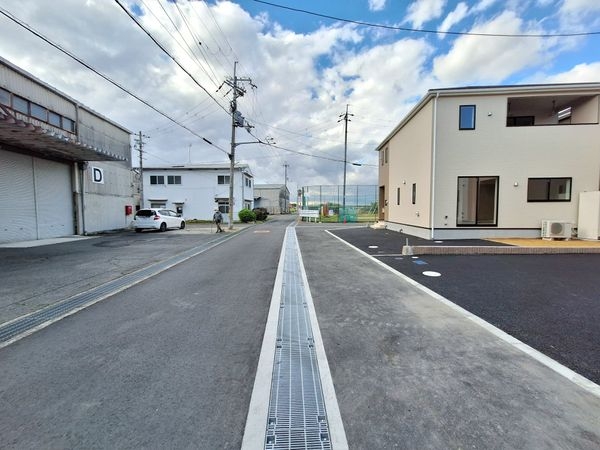 大和郡山市小南町　新築一戸建て　第2　3号棟