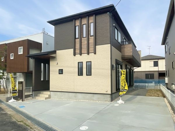 橿原市上品寺町　新築一戸建て　１号棟