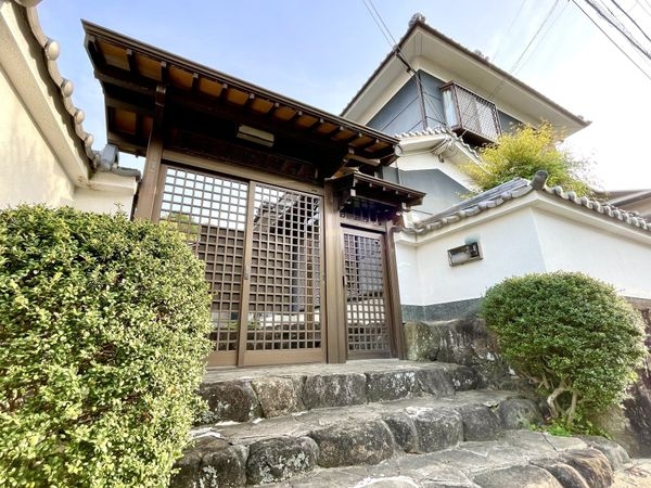 生駒郡三郷町立野南２丁目の中古一戸建て
