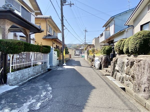 生駒郡平群町大字梨本の中古一戸建て