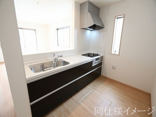 大和高田市曽大根２丁目　新築一戸建て　１号棟