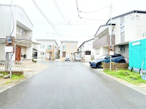 香芝市鎌田　新築一戸建て　２期　全５区画　３号地