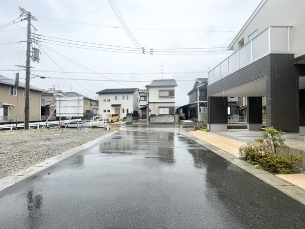 香芝市磯壁５丁目　新築一戸建て　5号棟