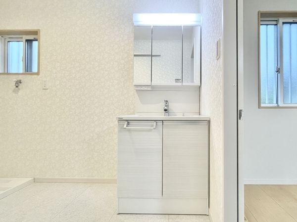 香芝市磯壁５丁目　新築一戸建て　5号棟