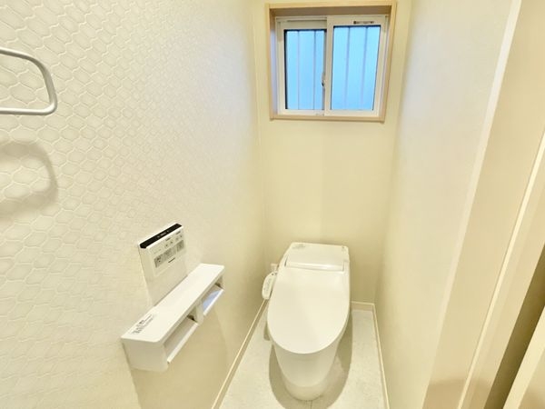香芝市磯壁５丁目　新築一戸建て　5号棟