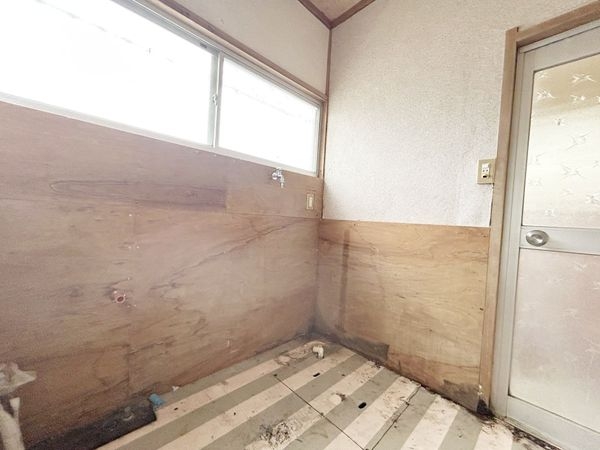 生駒市北新町の中古一戸建て