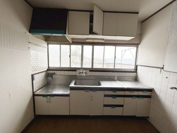 生駒市北新町　中古一戸建て