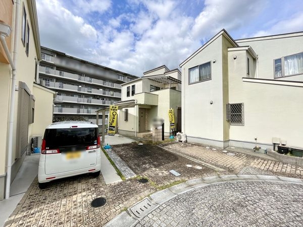 橿原市小槻町の中古一戸建て