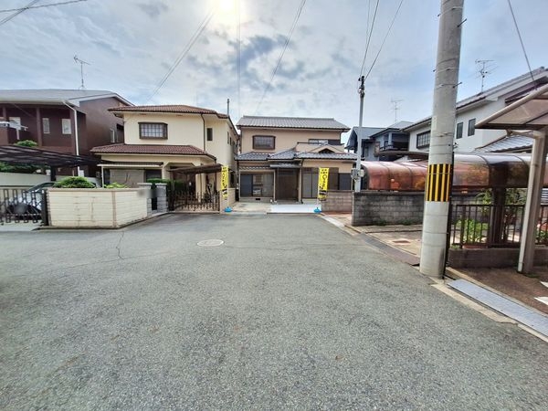 香芝市逢坂４丁目の中古一戸建て