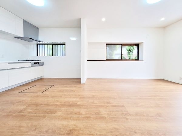 香芝市逢坂４丁目の中古一戸建て