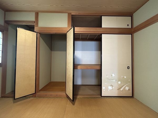 生駒市有里町の中古一戸建て