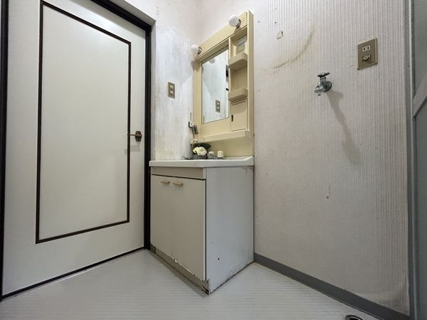 生駒市有里町の中古一戸建て