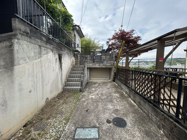 生駒市有里町の中古一戸建て
