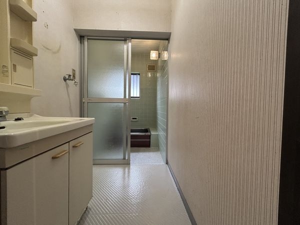 生駒市有里町の中古一戸建て