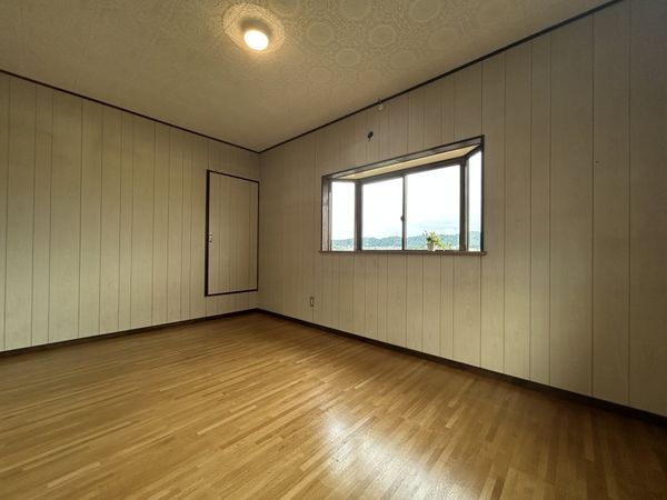 生駒市有里町の中古一戸建て