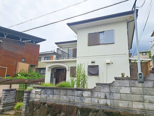 生駒郡平群町若葉台５丁目　中古一戸建て