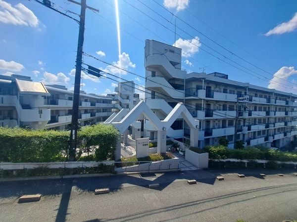 ローレルコート学園前Ｂ棟　中古マンション