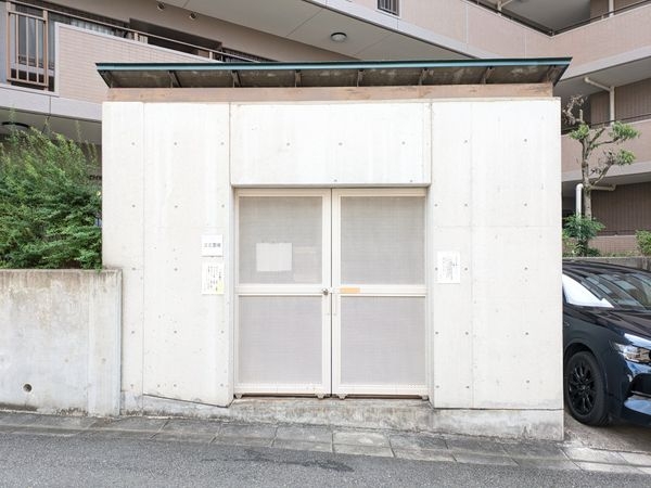 ロイヤルヒルズ富雄Ｆ棟　中古マンション