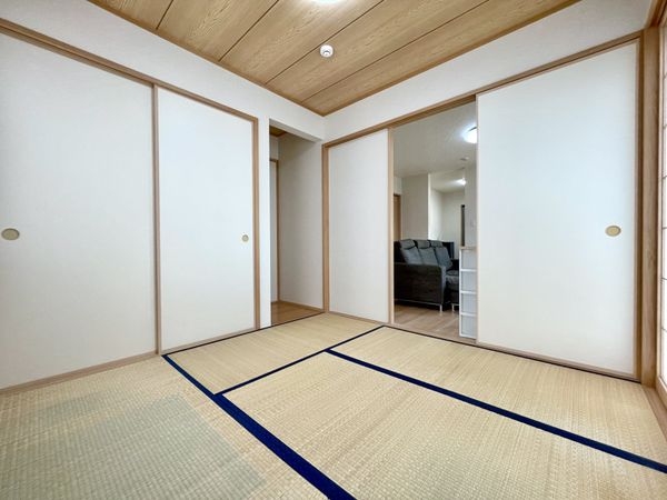 生駒郡斑鳩町服部２丁目の中古一戸建て