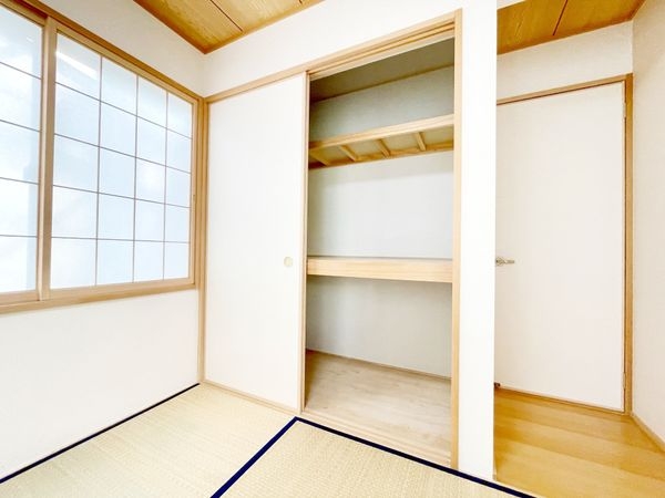 生駒郡斑鳩町服部２丁目の中古一戸建て