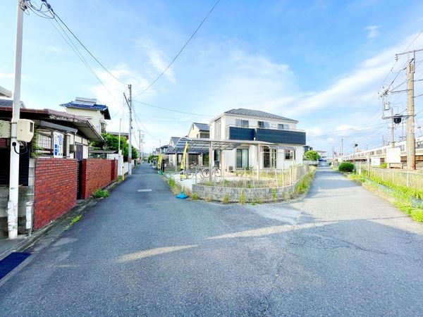 生駒郡斑鳩町服部２丁目の中古一戸建て