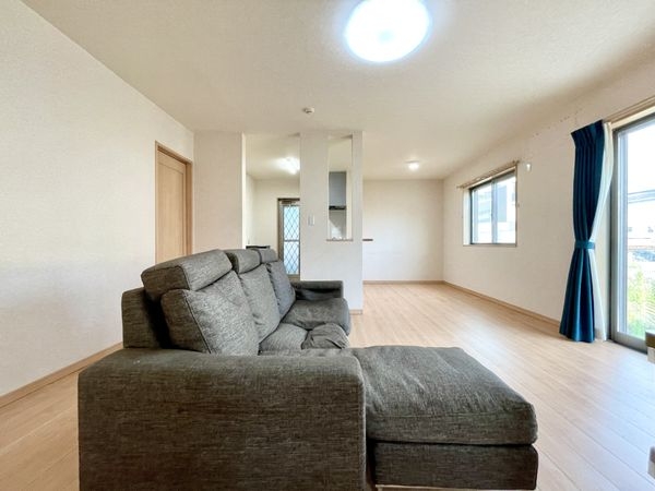 生駒郡斑鳩町服部２丁目の中古一戸建て