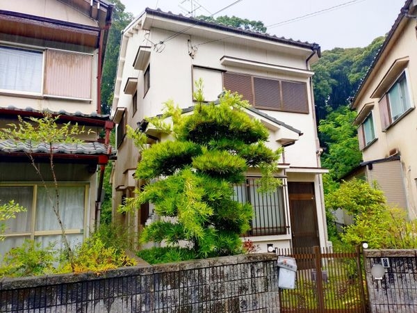 生駒市壱分町の中古一戸建て