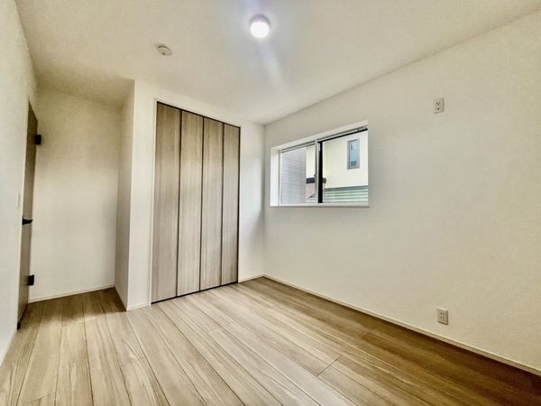 奈良市朱雀５丁目　新築一戸建て
