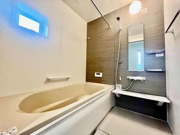奈良市朱雀５丁目　新築一戸建て
