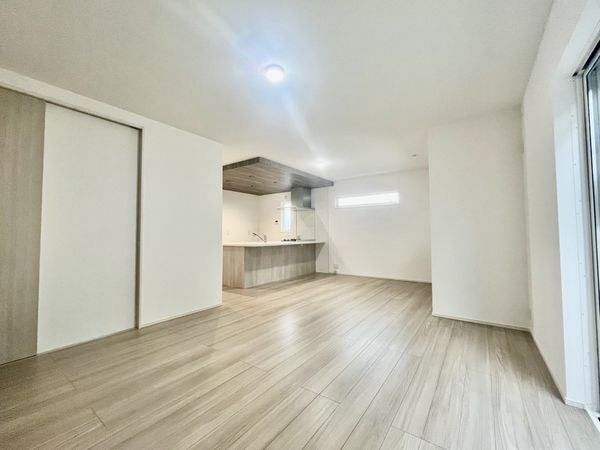 奈良市朱雀５丁目　新築一戸建て