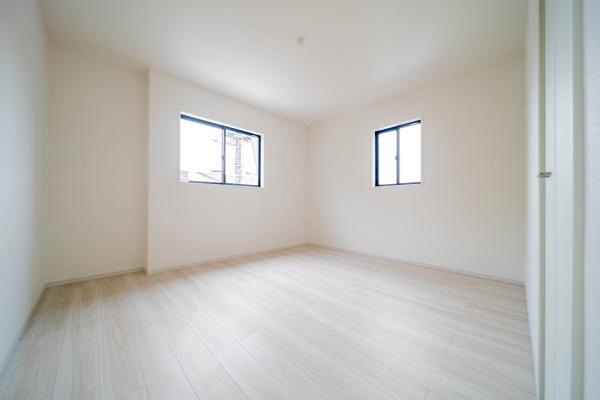 新築　リガーレ　宇都宮市西原町２期２号棟　（全４棟）