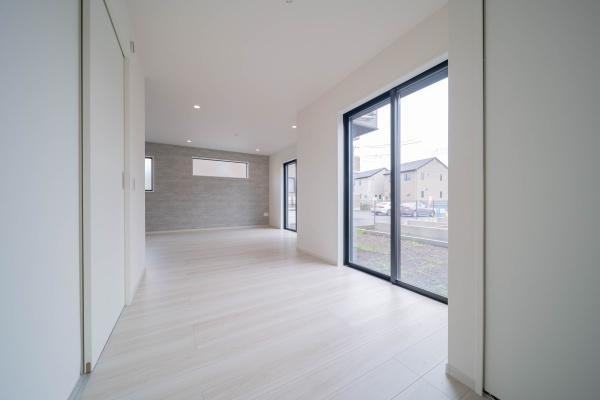 新築　リガーレ　宇都宮市西原町２期２号棟　（全４棟）