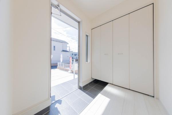 新築 リーブルガーデン 宇都宮今宮第5 2号棟(玄関)