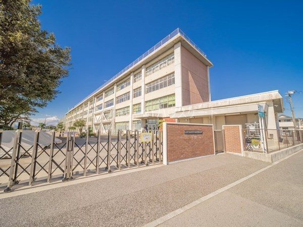 新築リガーレ宇都宮市雀の宮22期 1号棟(宇都宮市立雀宮中央小学校)