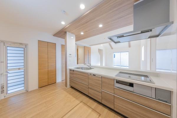 新築　ブルーミングガーデン宇都宮市花房3丁目2期　1号棟